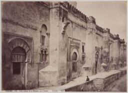 Córdoba. 310. Vista exterior de la mezquita, por el Levante