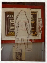 Segundo Siluetazo, silueta de mujer sobre cartel publicitario en muro urbano.