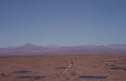 Intervención en el desierto de Atacama como parte del proyecto El fulgor de la huelga