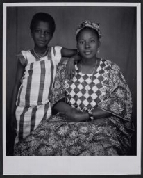 Retrato de dos chicas, Nigeria