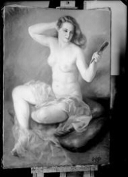 Negativos fotográficos de pinturas de desnudos de Vicente Sastre.