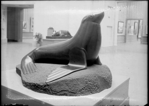 Negativos fotográficos de esculturas y pinturas de la Exposición Nacional de Bellas Artes de 1952.