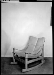 Negativos fotográficos de mobiliario de la Galería Biosca.